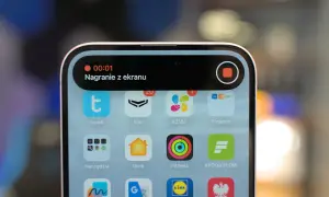 Jak sprawdzić czy wyświetlacz jest oryginalny iPhone? Ekran nagrywa, a na górze widać ikonę nagrywania.