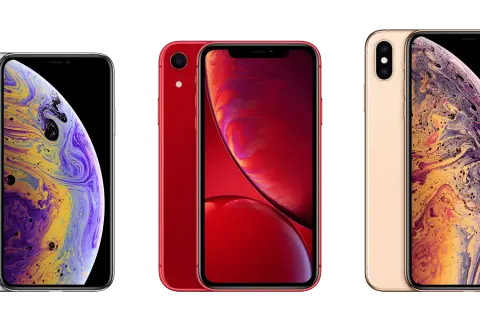 Trzy iPhone'y: biały, czerwony i złoty. Zastanawiasz się, ile cali ma iPhone X? Ten model ma 5,8 cala.