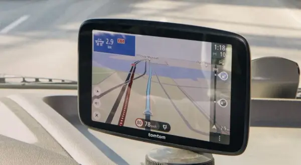 Nawigacja TomTom pokazuje trasę. Dowiedz się, jak zaktualizować nawigację TomTom, aby zawsze mieć najnowsze mapy.